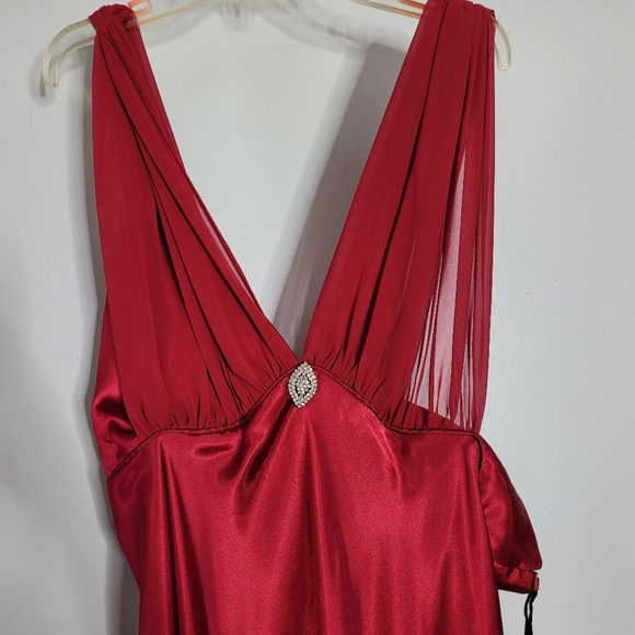 Cinderella gown - Picture 10 of 12